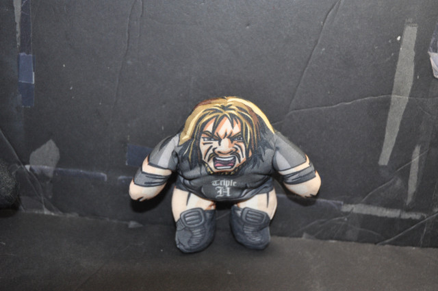 Triple H Burger King Fast Food Toy Talking Plush Works WWF WWE dans Art et objets de collection  à Victoriaville