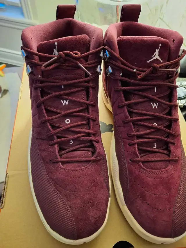 Jordan 12 Retro Bordeaux  in Men's Shoes in Oshawa / Durham Region - Image 3
