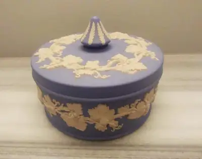 BEAUTIFUL Vintage Wedgwood Jasperware CAROUSEL Pot Decorative, View more