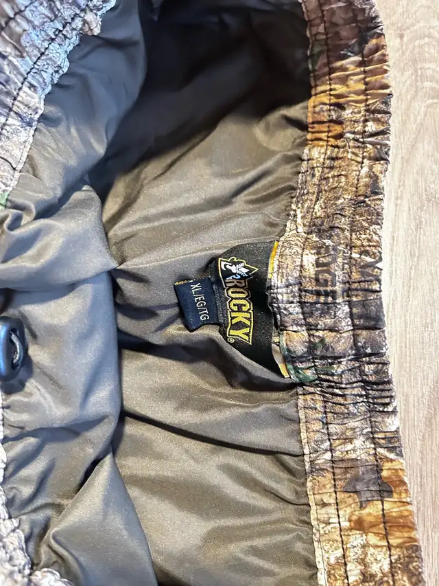 Rocky Men’s Realtree EDGE Rain Suit — XL (Jacket + Pants Set) in Men's in Edmonton - Image 11