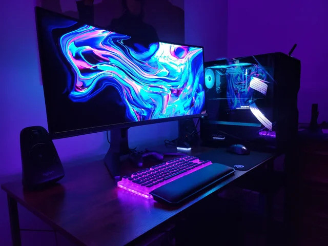 Alienware 34 Curved QD-OLED Gaming Monitor - AW3423DWF in Monitors in Ottawa
