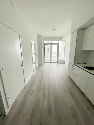 Welcome to this bright and modern 1-bedroom condo in the vibrant Transit City 5 community in Vaughan...