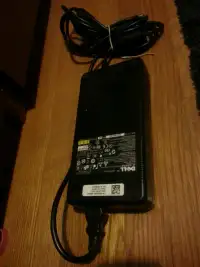 Dell 19.5v laptop power supply/ charger