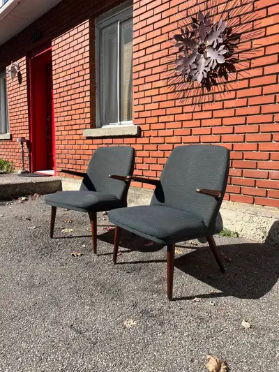 Paire de chaises en teck scandinaves teak chairs, View more