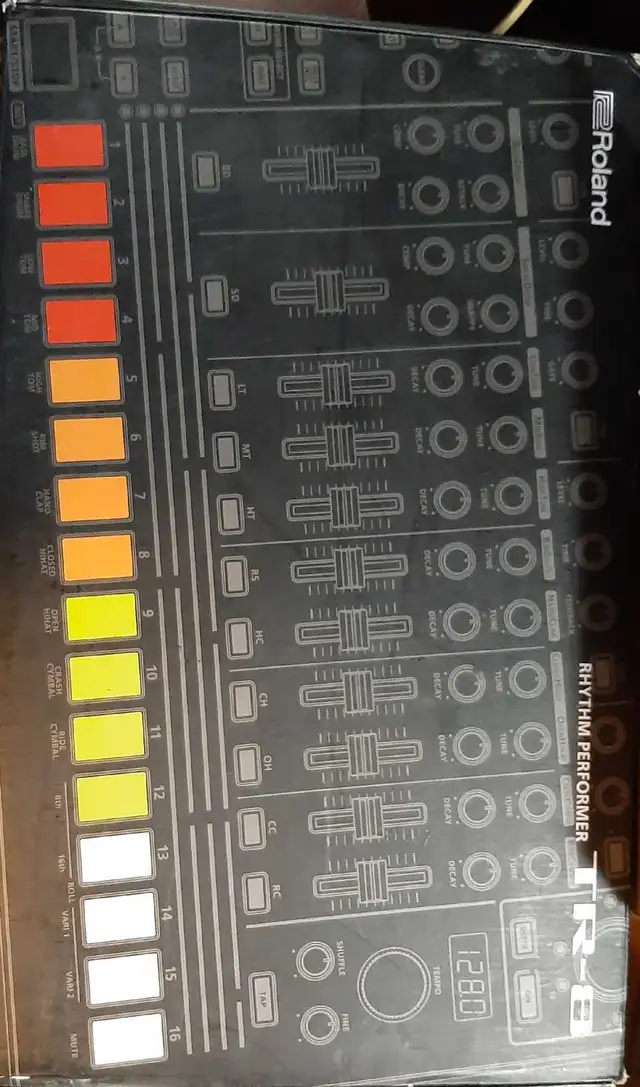 Roland TR 8  in Pianos & Keyboards in Strathcona County - Image 3