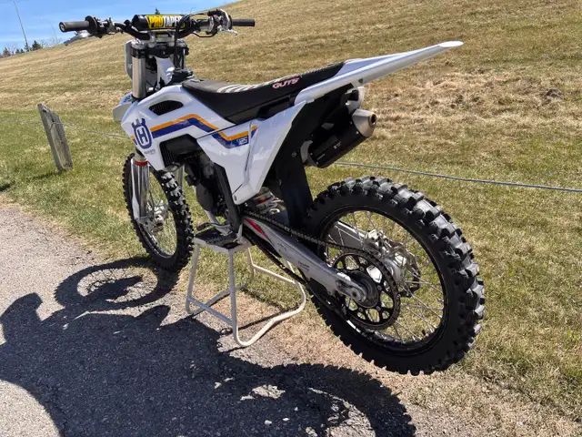 2023 Husqvarna TC125 - Heritage Edition in Dirt Bikes & Motocross in Calgary - Image 4