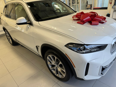2024 BMW X5 40i Lease Take Over.  Cash Incentive !!!