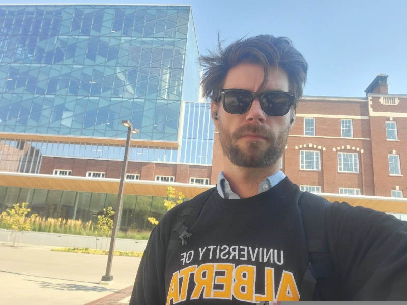 Fulltime student looking for somewhere new Room Rentals & Roommates