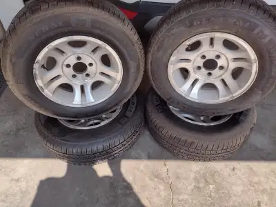 NEW! 215/70 R 15, General GT Altramax Tires on Rims 215/70 R 15, 98T M&S Tires are NEW> Rims are use...