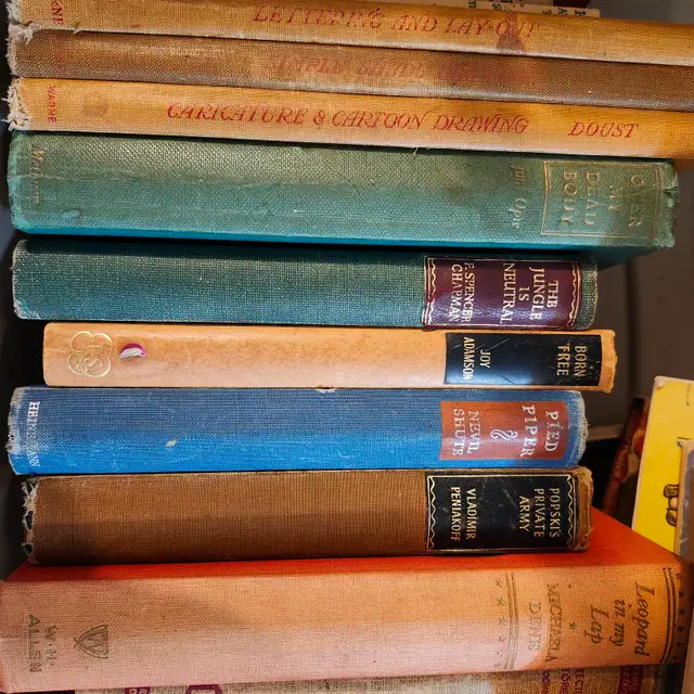 BOOKS.  Some Vintage/Antique.  Different Genres. in Fiction in Barrie - Image 3