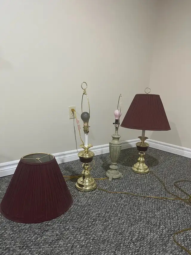 Antique Lamps and Shades in Indoor Lighting & Fans in Mississauga / Peel Region - Image 2