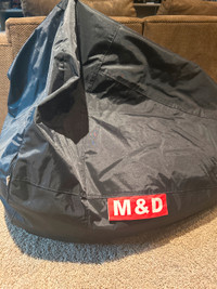 M&D bean bag chair