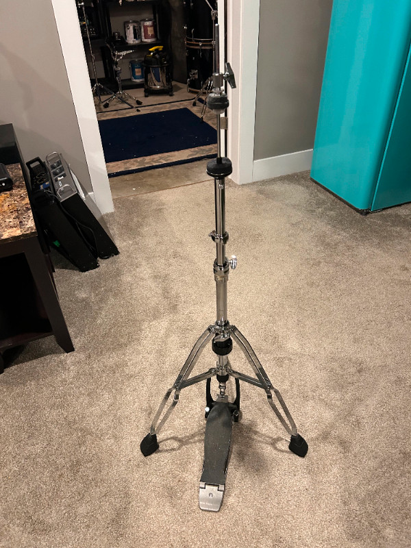 Pearl H-900 Hi Hat Stand in Drums & Percussion in Fredericton - Image 2