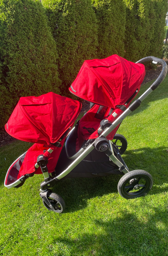 City Select Double Stroller/Red in Strollers, Carriers & Car Seats in Markham / York Region - Image 3