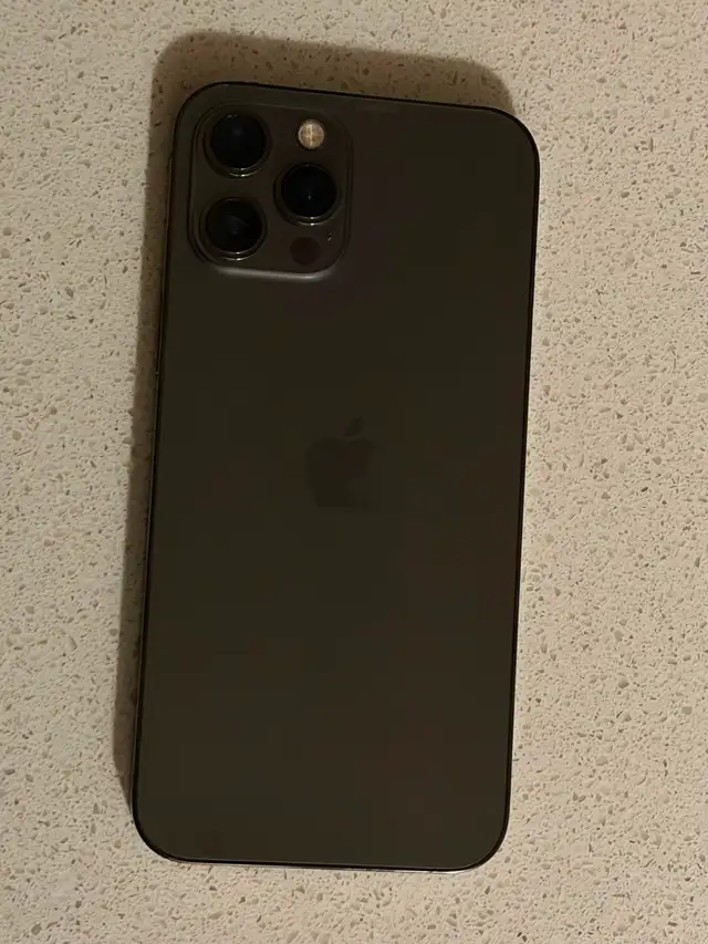 Unlocked iPhone 12 Pro Max Space Grey 128GB, Great Battery Life