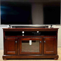 Excellent used condition tv stand