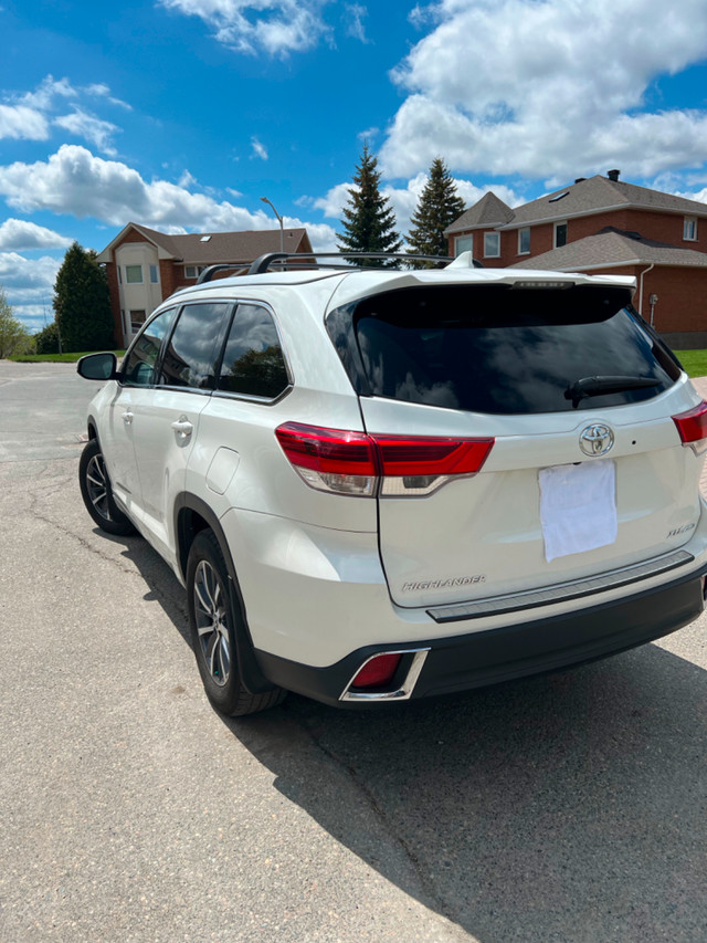 2017 Toyota Highlander XLE AWD in Cars & Trucks in Sudbury - Image 3