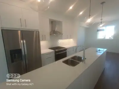 STATELY NEW 3+ BDRM 2.5 BATH 2 CAR GARAGE, CARRINGVUE NW CALGARY