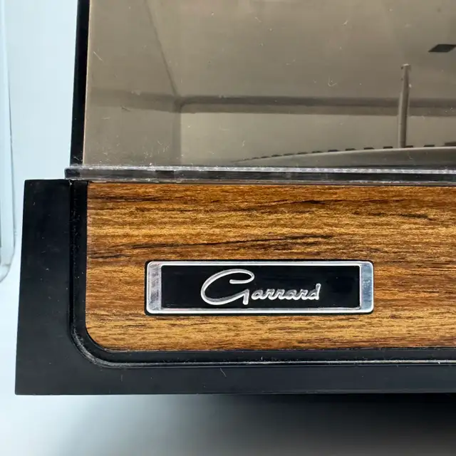 Vintage 1970s Garrard 710E Turntable Record Player For Parts in Stereo Systems & Home Theatre in City of Toronto - Image 4