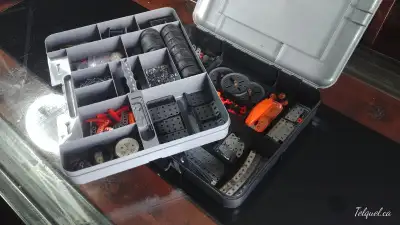 Ensemble de (x3) Trois Jeux de Construction Meccano Motorisés avec une Mallette Original Meccano (Pa...