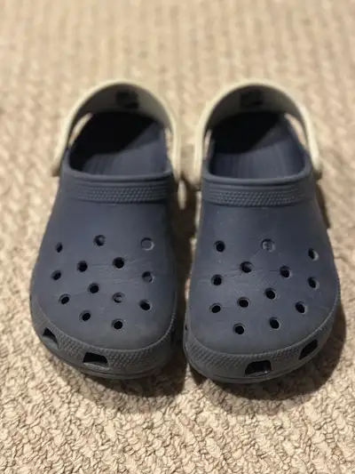 Crocs (child) size 12/13 - maple leafs crocs, View more