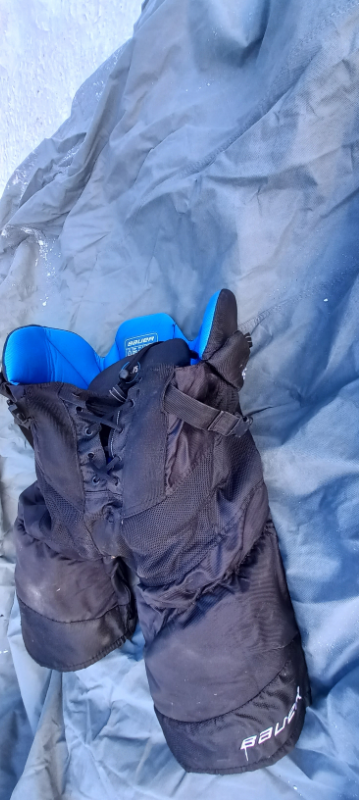 I deliver! Bauer Hockey Pants, View more