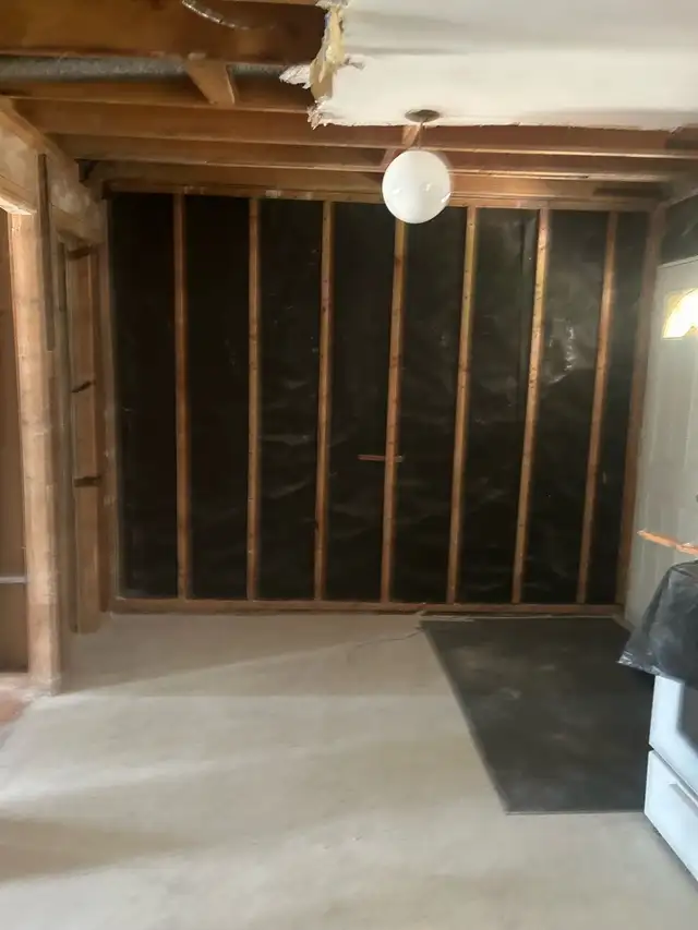 45 yrs experience in demolition and floor removal in Excavation, Demolition & Waterproofing in City of Toronto - Image 4