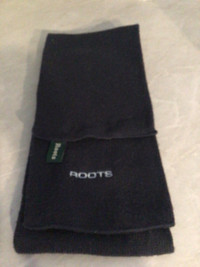 Roots scarf