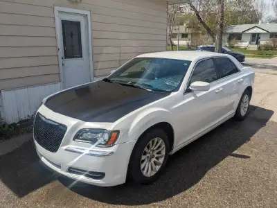 Chrysler 300 2011