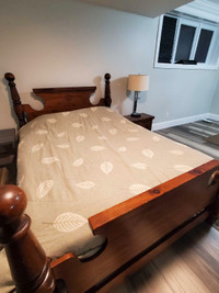 Double/queen pine bed set