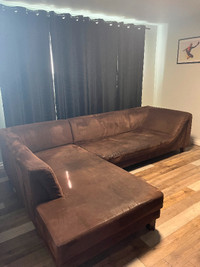 Sofa/Canapé en L - À DONNER