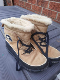 Ladies Sorel Boots size 6