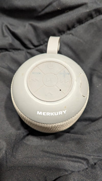 Bluetooth speaker 
