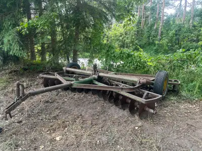 John Deere Disc x2 as is
