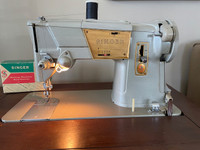 Singer Sewing Machine, Style-O-Matic 328, VINTAGE