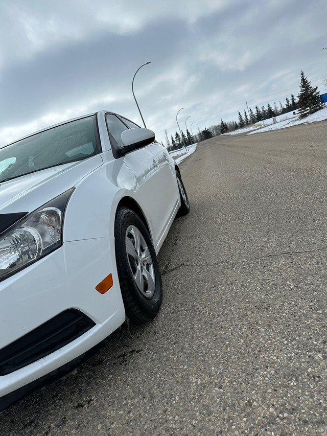 2014 Chevrolet cruise  in Cars & Trucks in Red Deer - Image 2