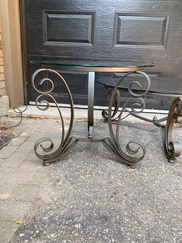 Solid Wrought Iron Metal Indoor / Outdoor Round Coffee Table Set in Other Tables in Barrie - Image 3