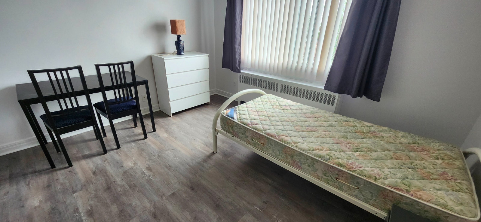Appartement 1 1/2 a louer. Studio 1 1/2 for rent — photo 1