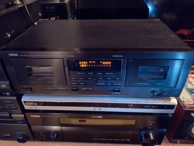 Yamaha Double Cassette Deck  in Stereo Systems & Home Theatre in North Bay - Image 4