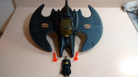 Toybiz Batman 1989 Batwing Vehicle with Figure Incomplete