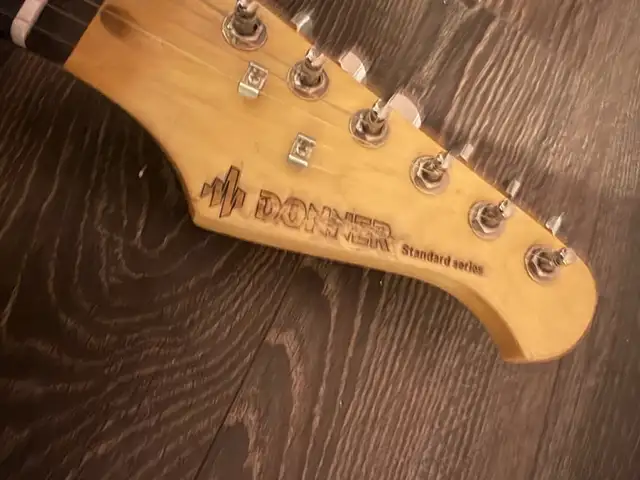 Starter Guitar setup in Guitars in Dartmouth - Image 7