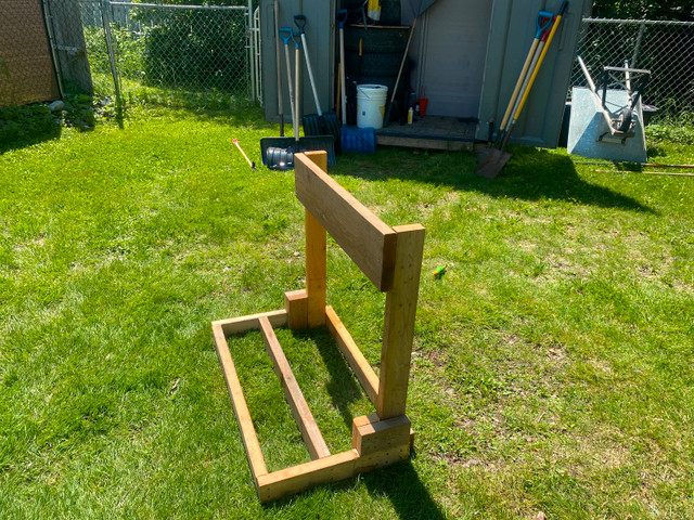 Outboard Motor Stand in Boat Parts, Trailers & Accessories in Timmins