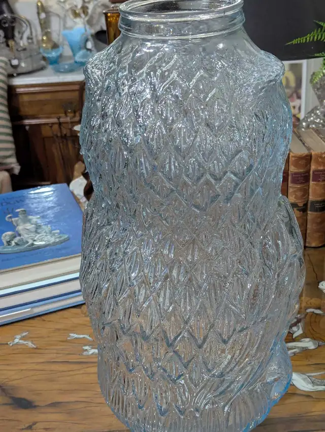 Huge 20" Owl Jar in Home Décor & Accents in Oshawa / Durham Region - Image 4