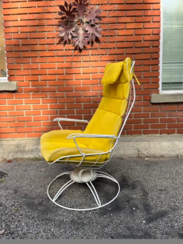 Chaise patio vintage Homecrest avec coussin d’origine in Patio & Garden Furniture in City of Montréal - Image 8