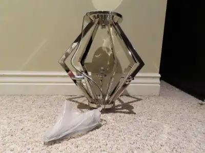 Z-LITE LIGHT PENDANT, View more