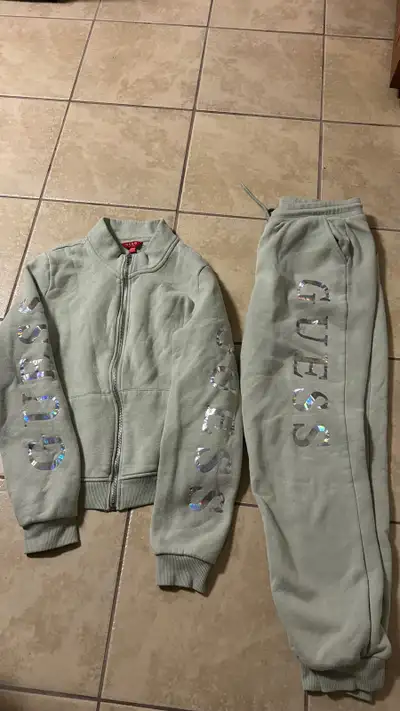  2 Pieces Outfit bGuess $8 , View more