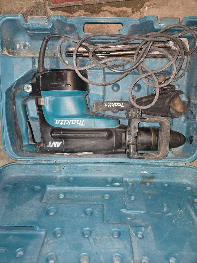 MAKITA Marteau perforateur dans Outils électriques  à Ville de Montréal