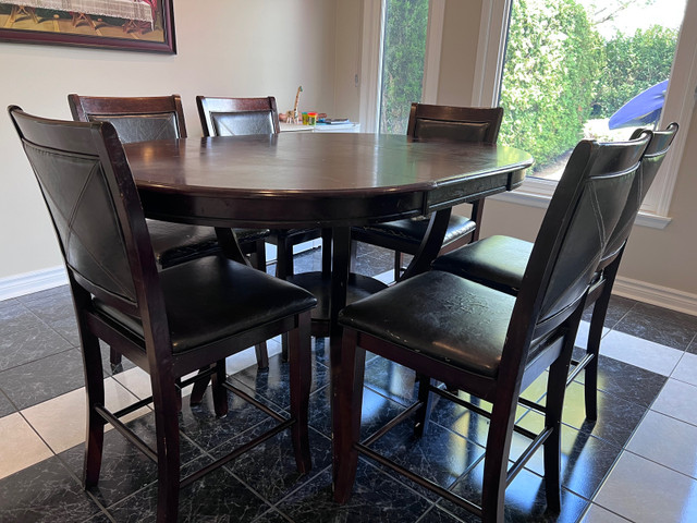 Wood dining table for sale with 6 chairs | Dining Tables & Sets |  Mississauga / Peel Region | Kijiji