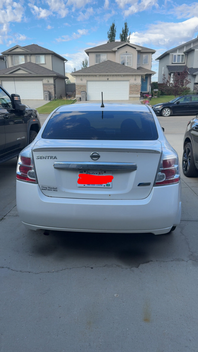 2010 Nissan Sentra in Cars & Trucks in Grande Prairie - Image 3