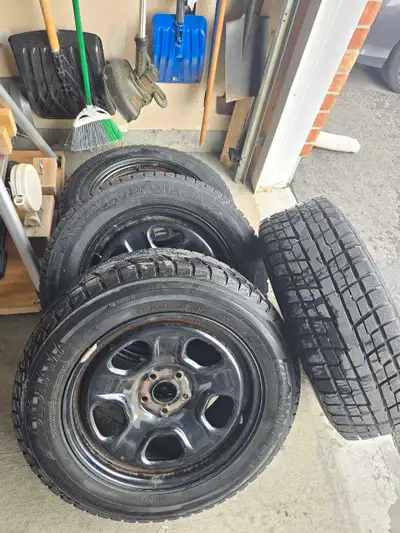 Yokohama IG51 winter tires mounted on steel rims (was on 2017 Ford Explorer) Tire size 245/60R18. Fu...